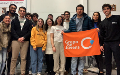 Noite de Louvor – Grupo de Jovens C+